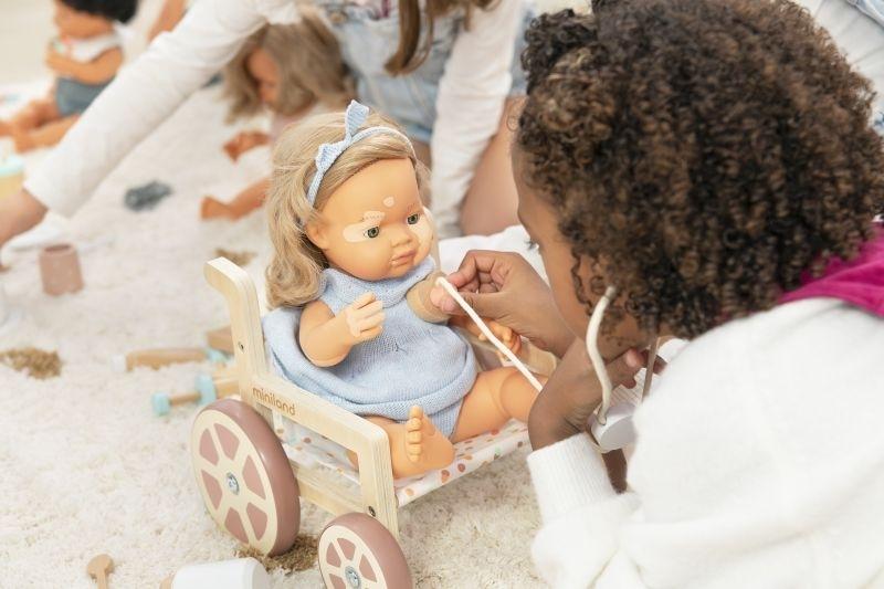 SILLAS DE RUEDAS DOLLS MINILAND