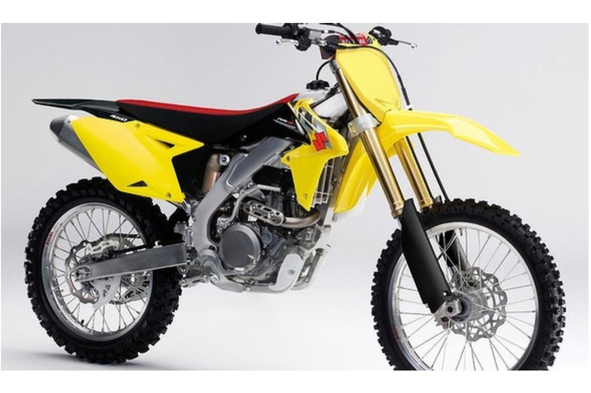 MOTO SUZUKI RM-Z450 2014 1:6